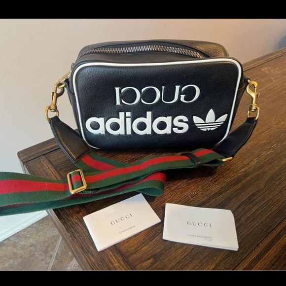 GUCCI x adidas Small Shoulder Bag - Picture 1 of 5